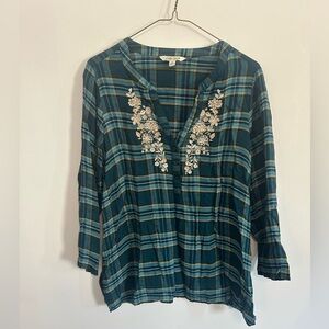 The Pioneer Woman Teal Plaid V-Neck Tunic with Cream Floral Embroidery